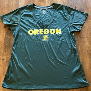 Rivalry Threads Green V-Neck Tee with Yellow Oregon Graphic